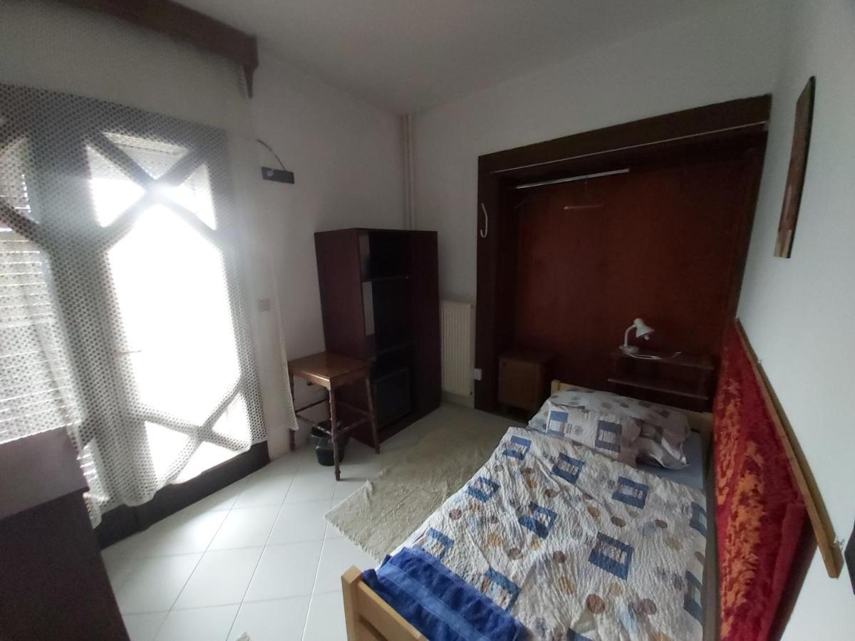 Valcsics Villa Panzio Печ Екстериор снимка